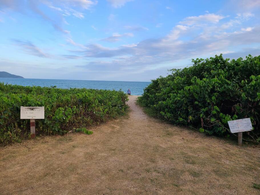 Linda Casa A 200M Da Praia Do Capricornio คารากัวตาตูบา ภายนอก รูปภาพ